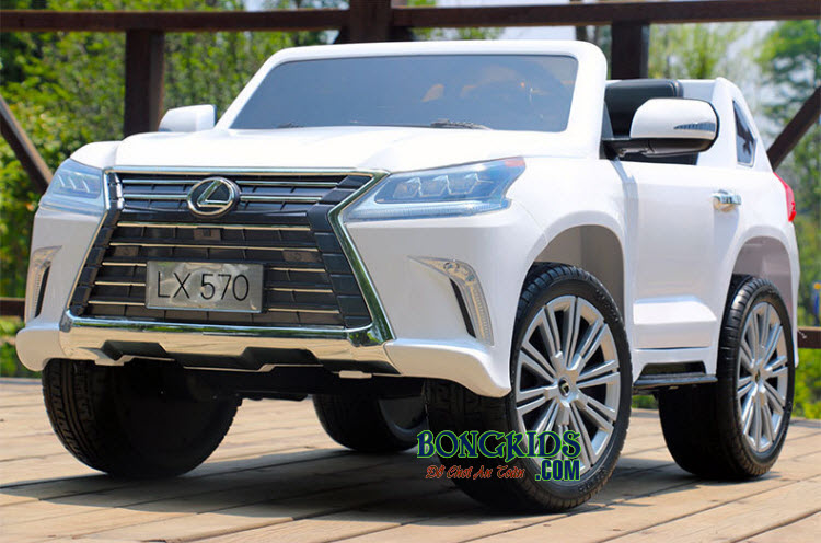 Xe ô tô điện trẻ em LX-570 màu trắng