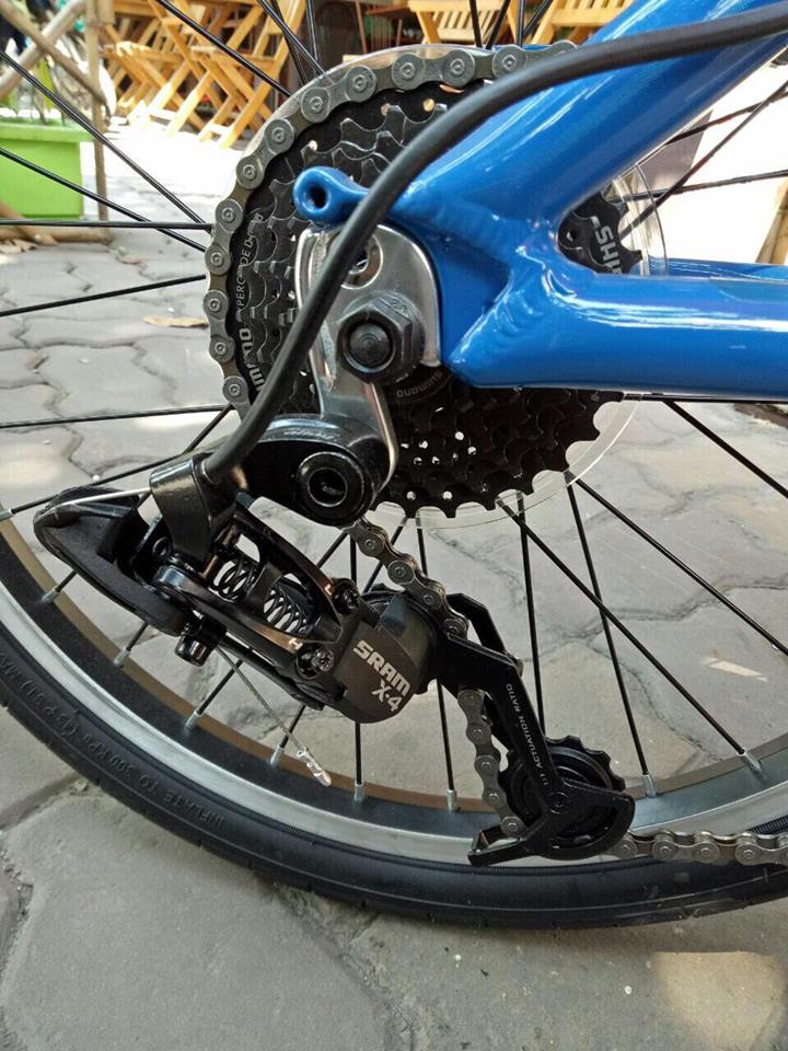 Xe đạp thể thao đường phố JETT KINETIC