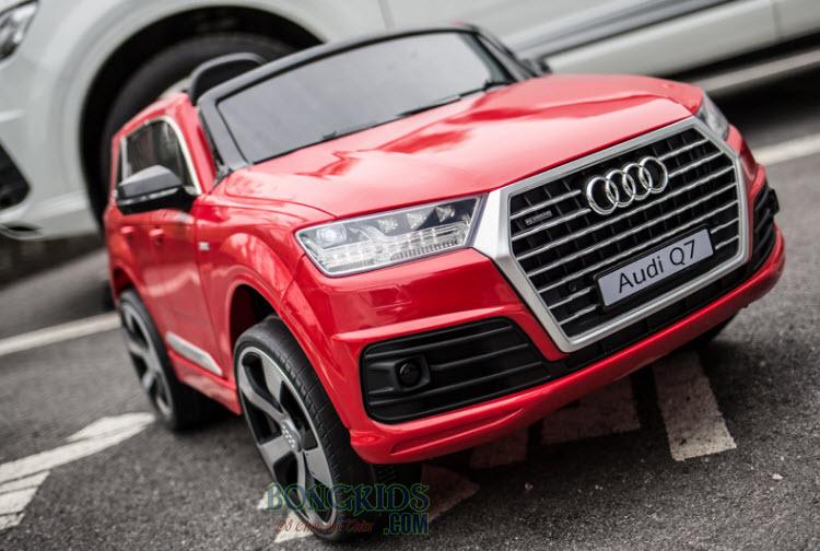 Xe ô tô điện trẻ em Audi Q7 - 2188 Màu đỏ