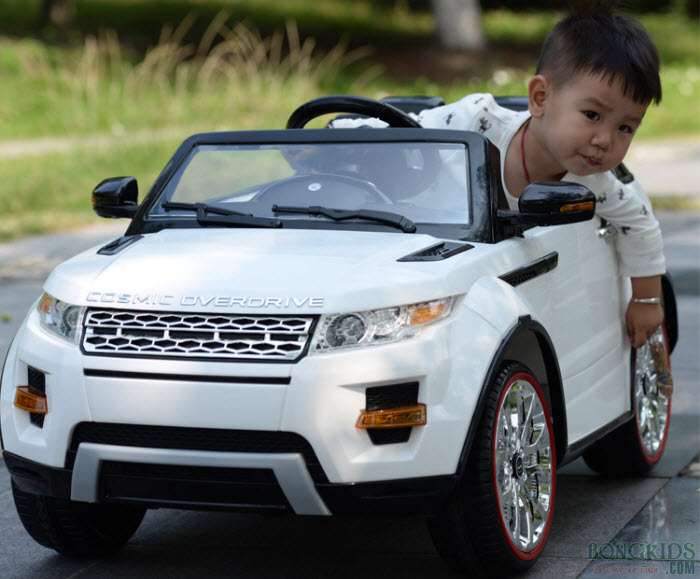 Xe ô tô điện trẻ em SX-118 cho bé trai