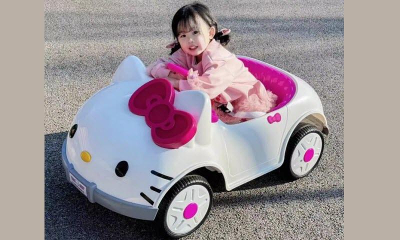 Xe ô tô điện trẻ em Hello Kitty siêu xinh cho bé gái