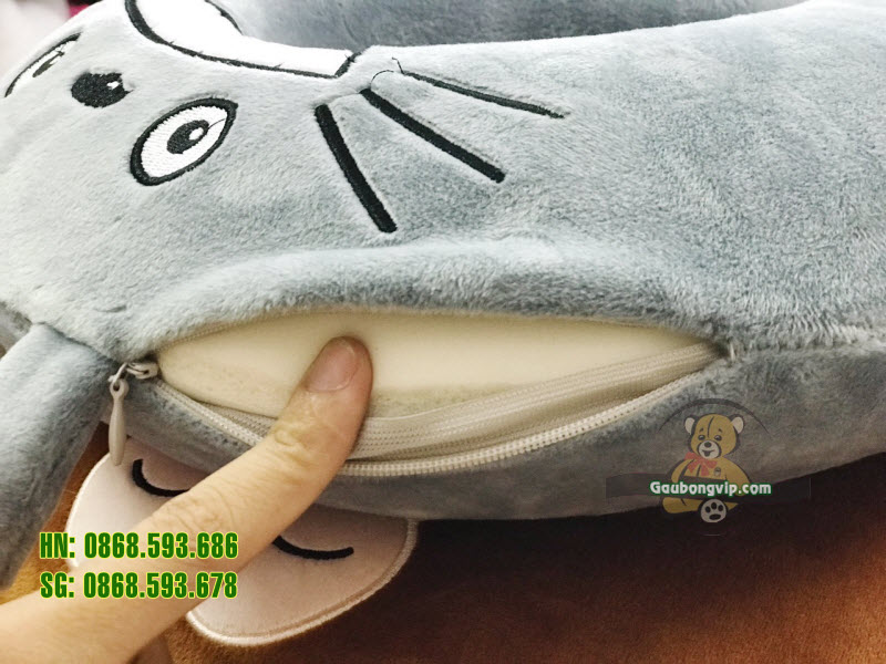 Gối cổ chữ u trơn thêu thú 5