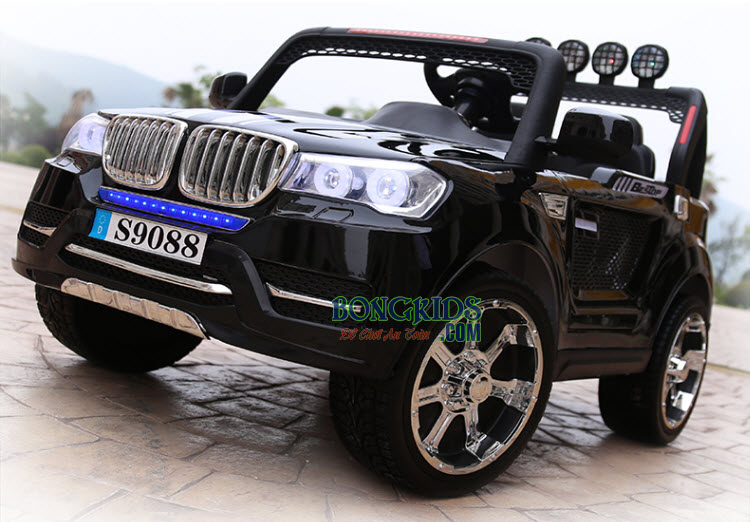 Xe ô tô điện trẻ em S9088 bánh cao su